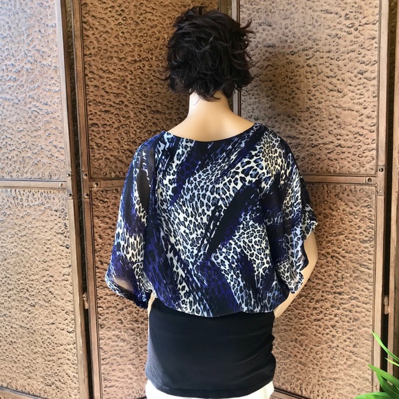 Blue print layered top - Picture 4 of 6